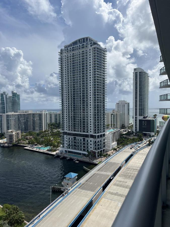 23Rd Floor Luxury & Spacious Beachwalk Resort Apartment With Amazing View Hallandale Beach Eksteriør bilde