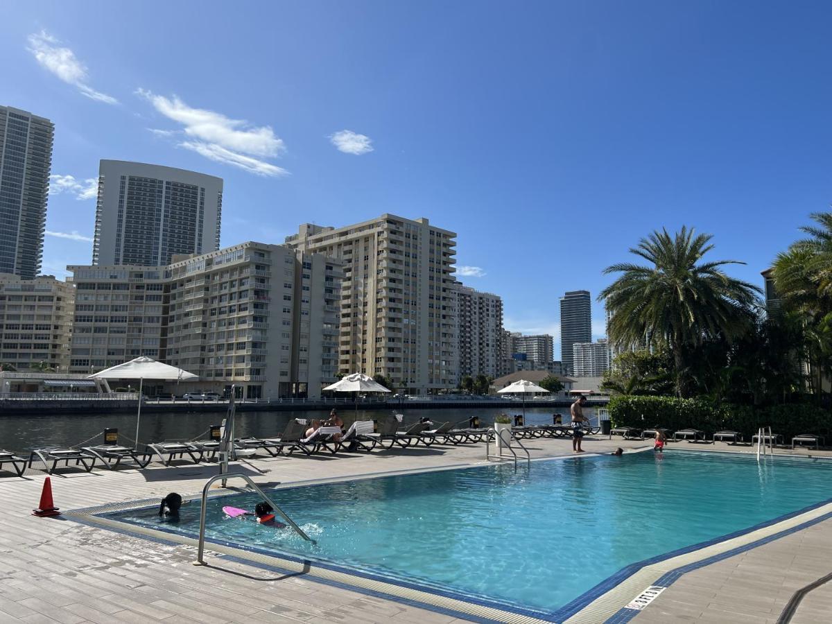 23Rd Floor Luxury & Spacious Beachwalk Resort Apartment With Amazing View Hallandale Beach Eksteriør bilde