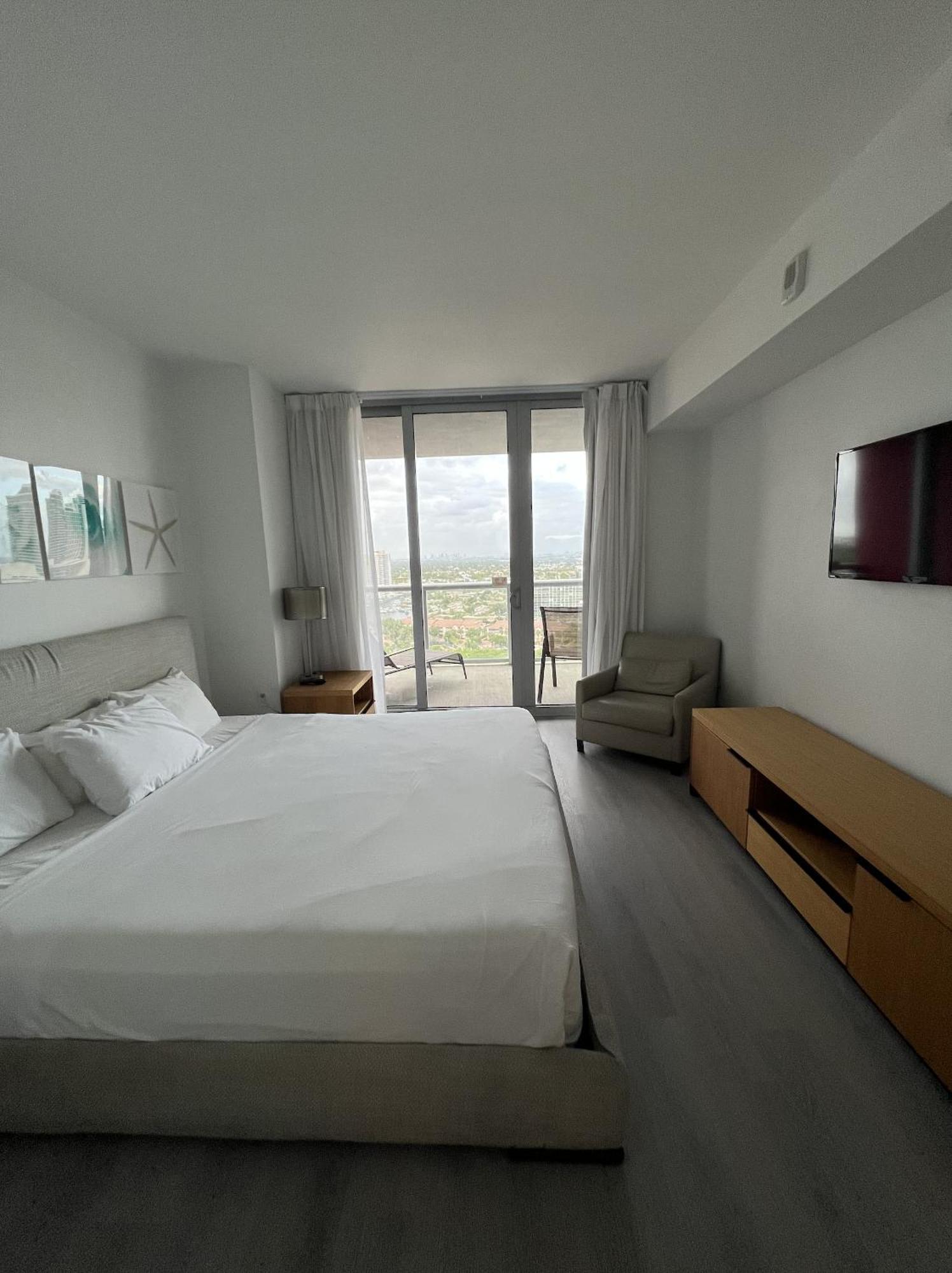 23Rd Floor Luxury & Spacious Beachwalk Resort Apartment With Amazing View Hallandale Beach Eksteriør bilde
