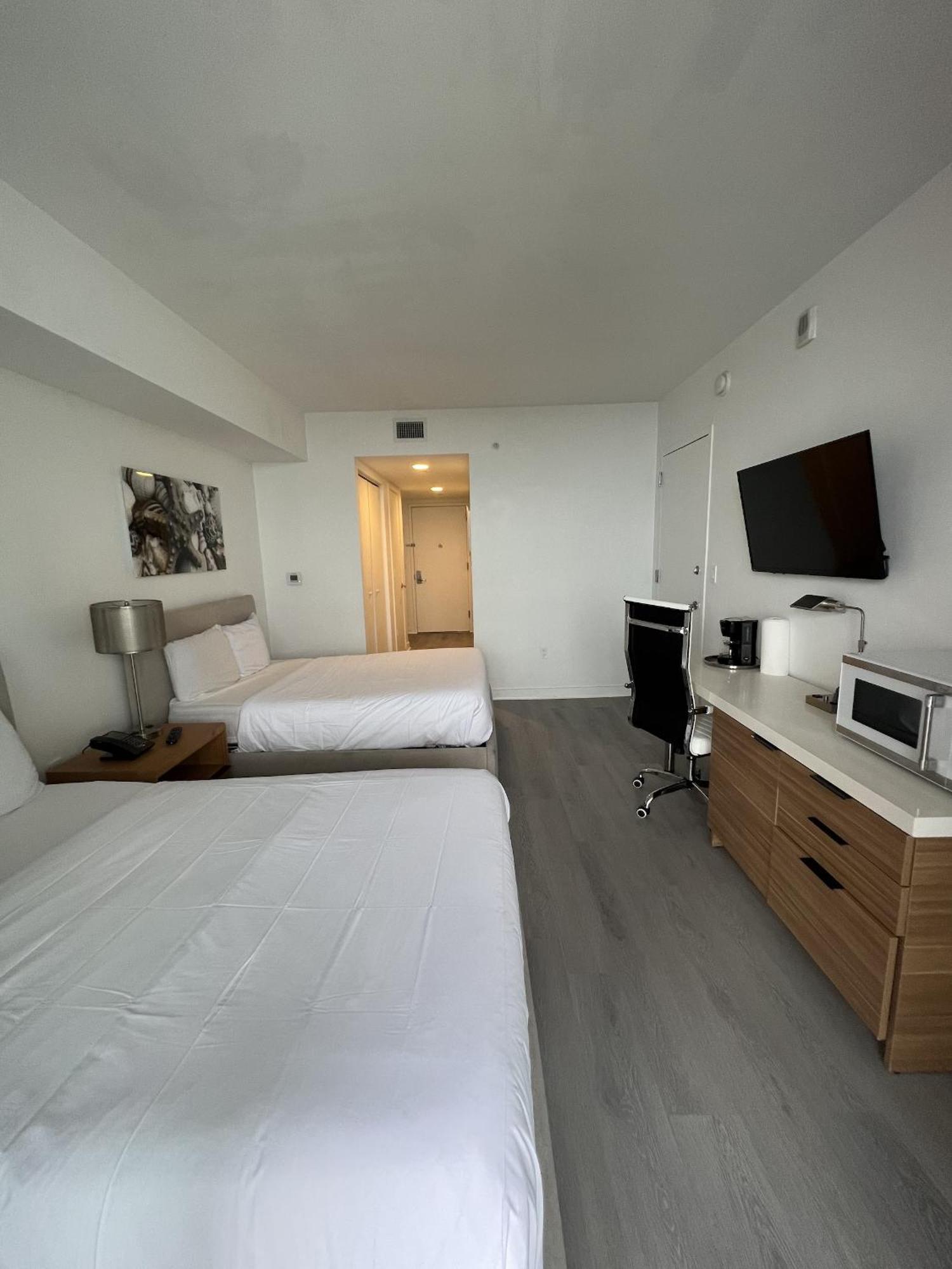 23Rd Floor Luxury & Spacious Beachwalk Resort Apartment With Amazing View Hallandale Beach Eksteriør bilde