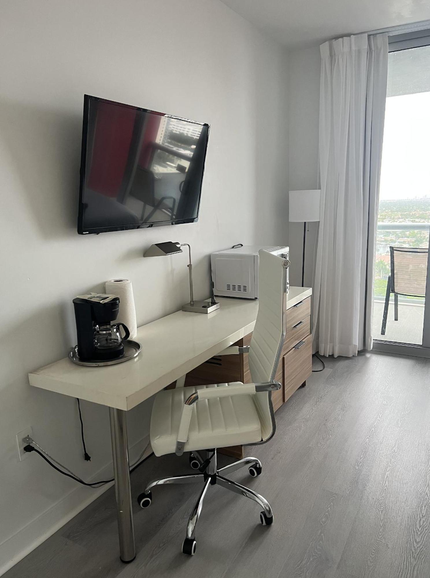 23Rd Floor Luxury & Spacious Beachwalk Resort Apartment With Amazing View Hallandale Beach Eksteriør bilde