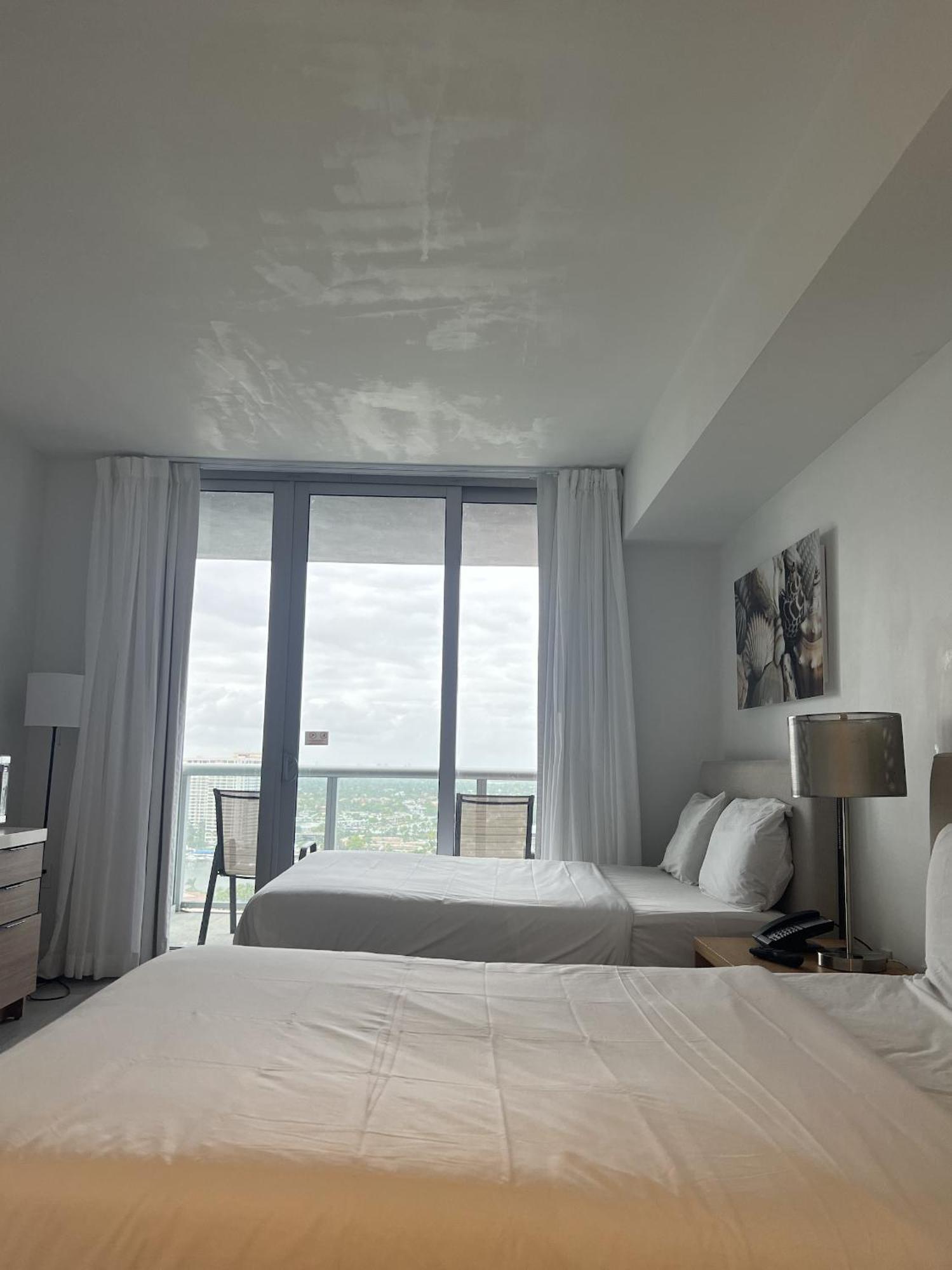 23Rd Floor Luxury & Spacious Beachwalk Resort Apartment With Amazing View Hallandale Beach Eksteriør bilde